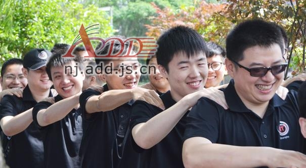 放大图片-在参加户外拓展培训与别的培训相比，有什么不同?　